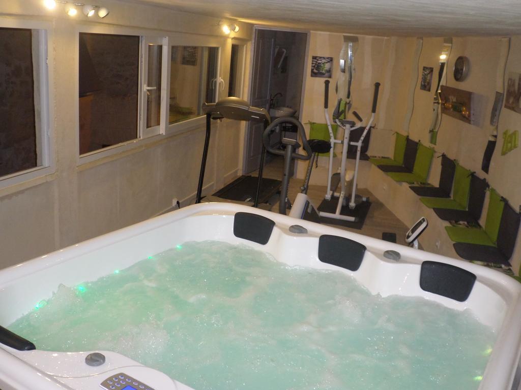 Appart'Hotel Les Tilleuls Saint-Macaire Room photo