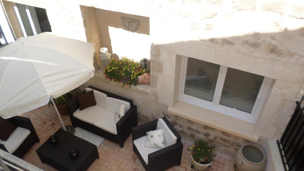 Appart'Hotel Les Tilleuls Saint-Macaire Exterior photo